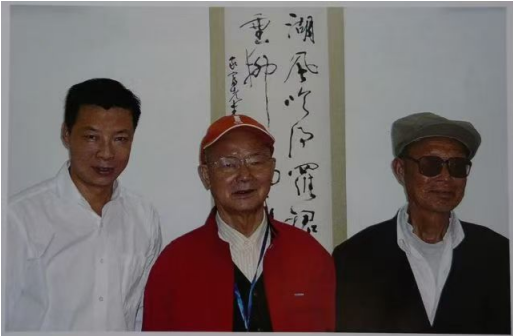 QQ_1764668625321