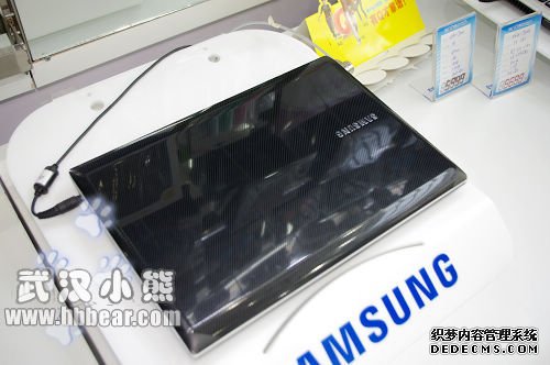 极致轻薄机身 三星Q330-JS0D仅售5999