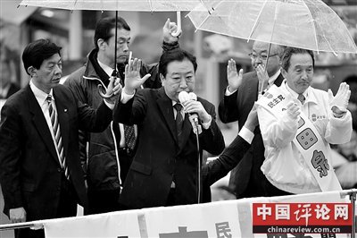 4日，日本福岛，首相野田街头演讲，为大选造势。