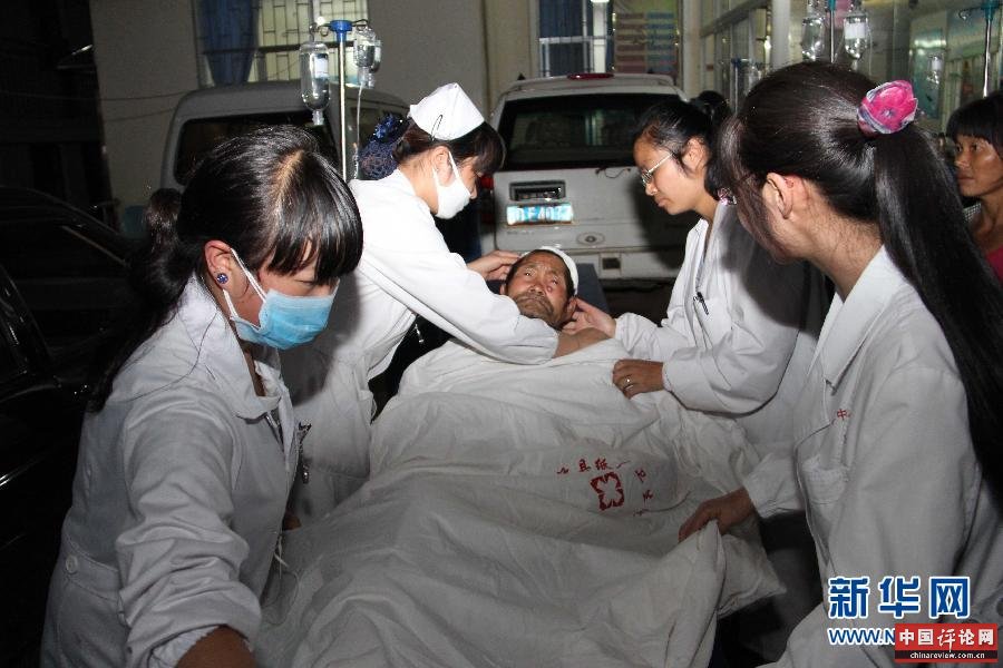 （鲁甸地震）（7）抢救伤员