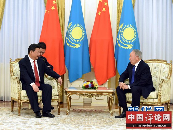 5月7日，国家主席习近平在阿斯塔纳同哈萨克斯坦总统纳扎尔巴耶夫举行会谈。 新华社记者 饶爱民 摄