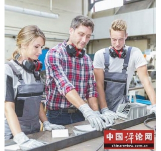 职业教育，各国政府持续发力